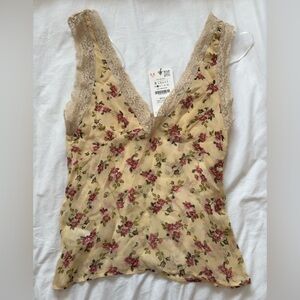 Zara Floral Lace Trim Top - Cream and Red